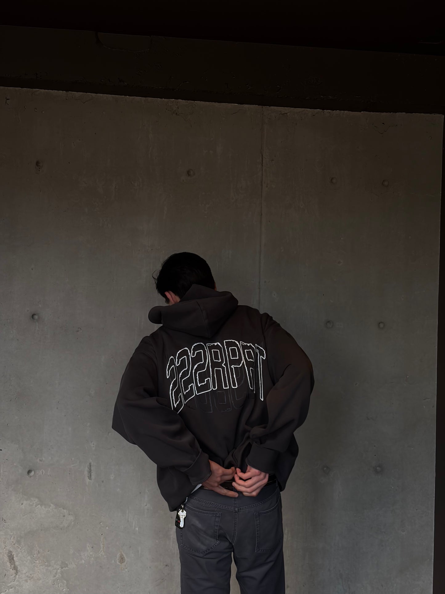 COLLEGE 222 - Faded Black